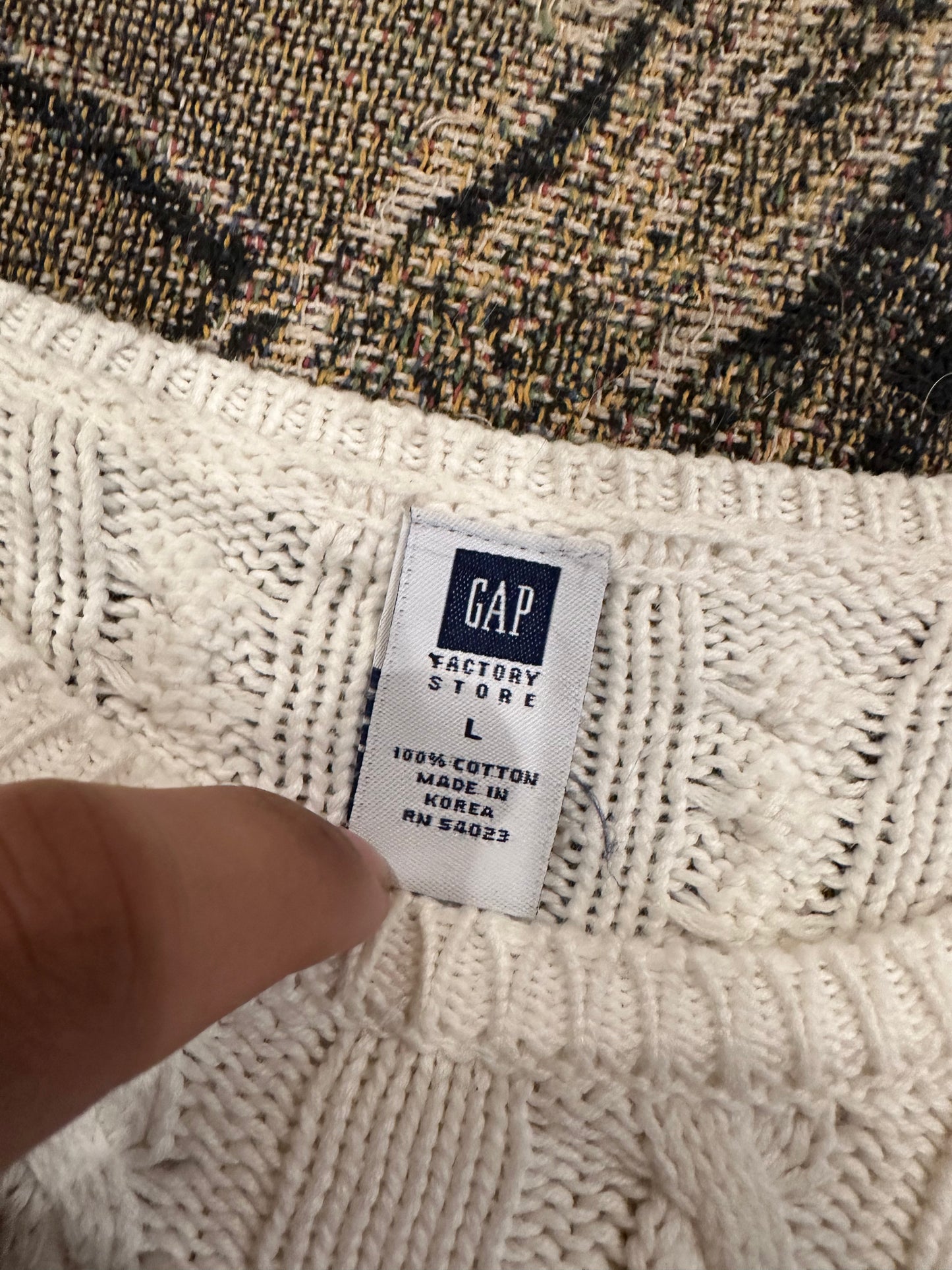 Cropped knitted shirt by gap