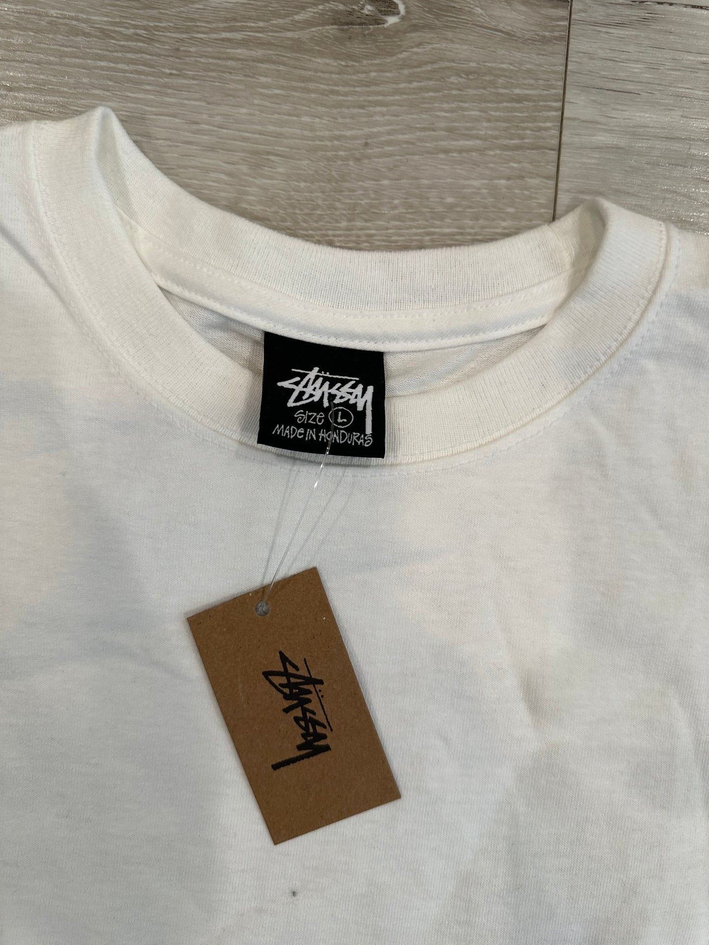 (L) STUSSY INCREASE PEACE SHIRT 22x30
