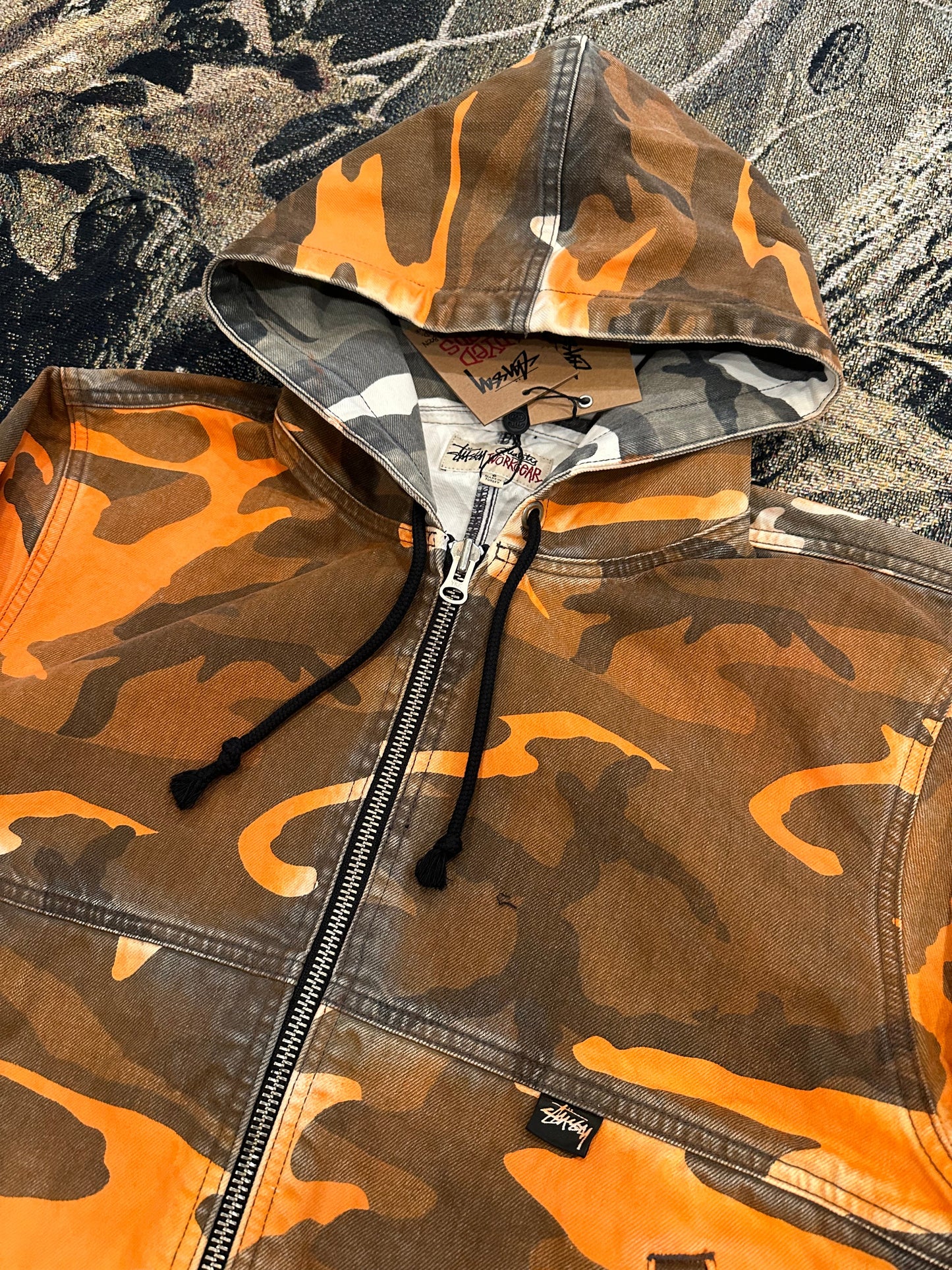 (S) Stussy spray dye hooded work jacket