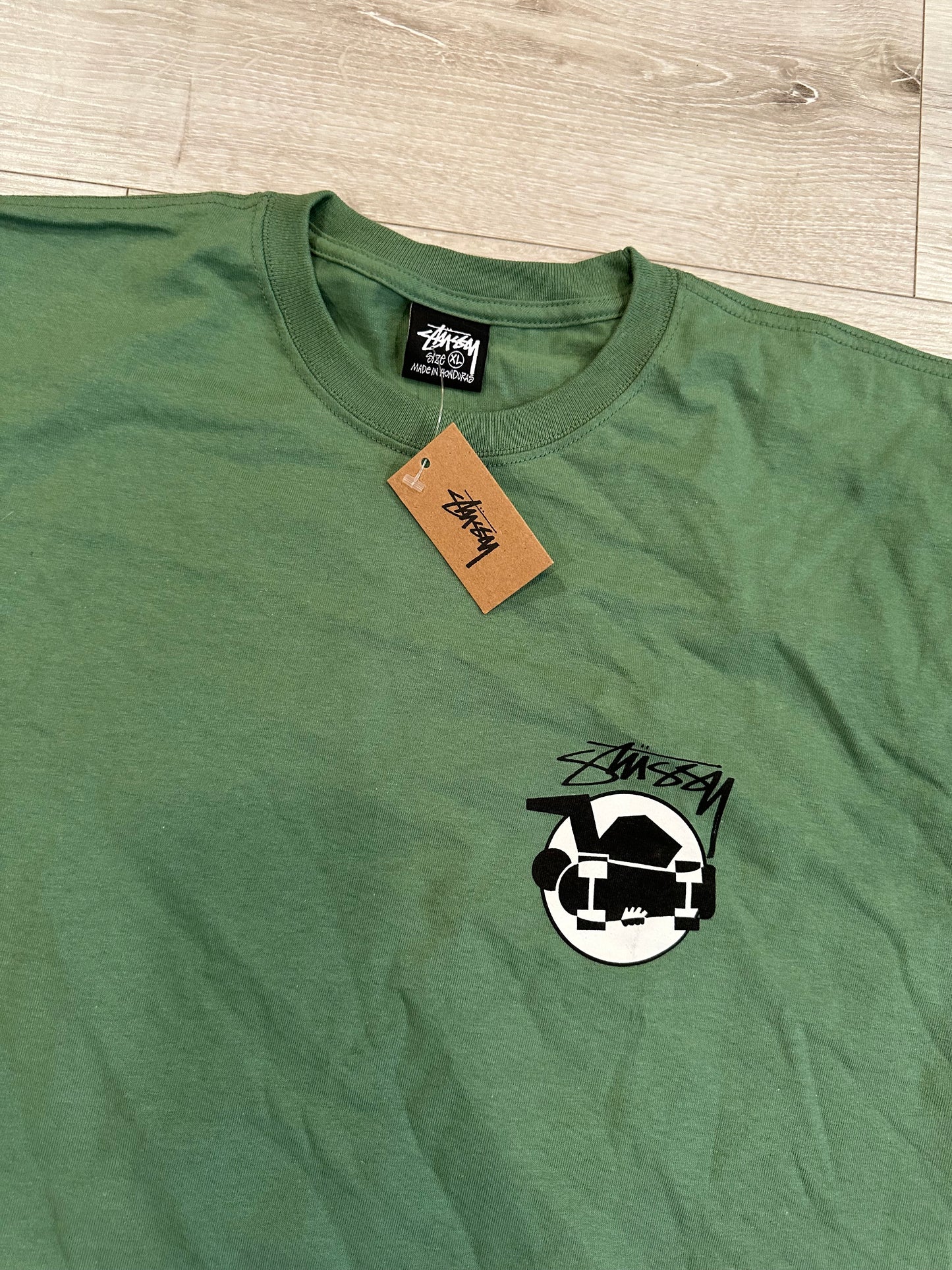 (XL) STUSSY SHIRT 24.5x31