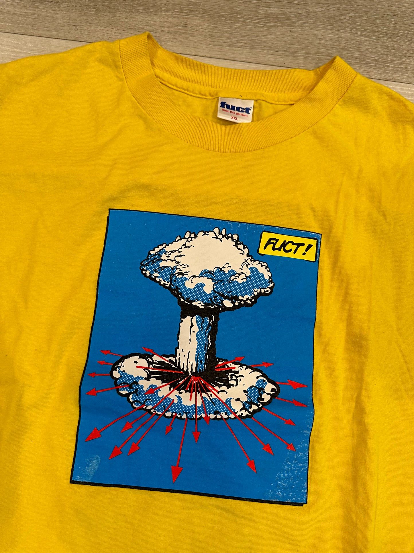 (XXL) FUCT SHIRT 24.5x30