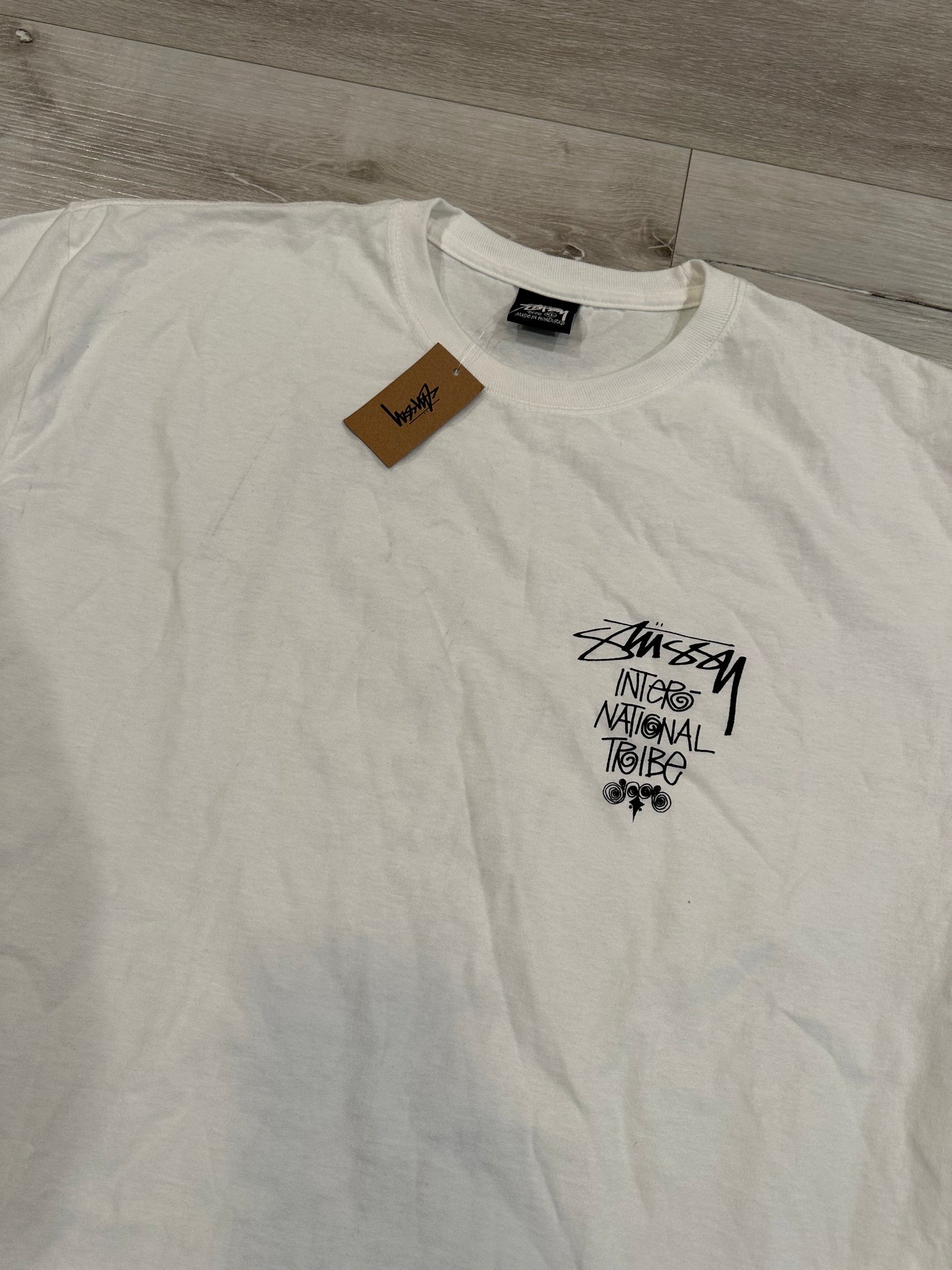 (XL) STUSSY international tribe SHIRT