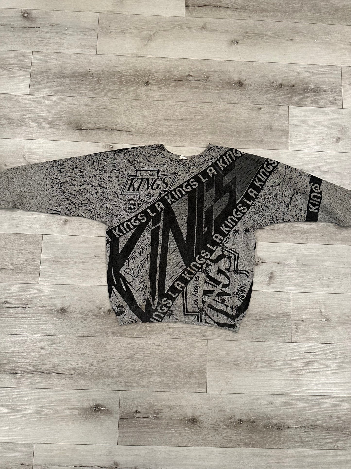 Vintage 90s LA KINGS sweatshirt