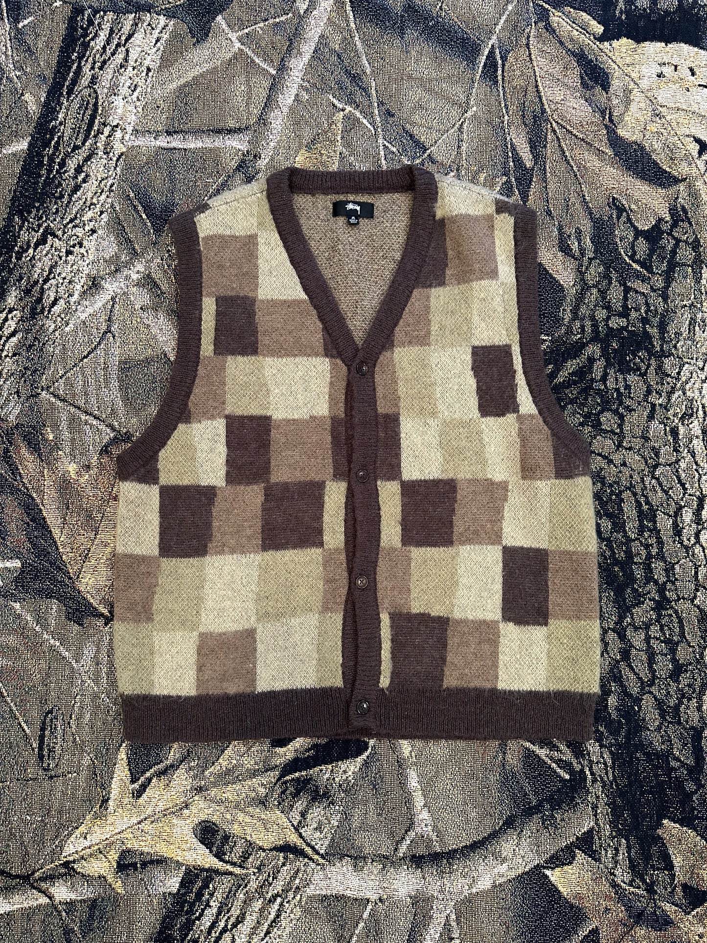 (M) Stussy wobbly check sweater vest