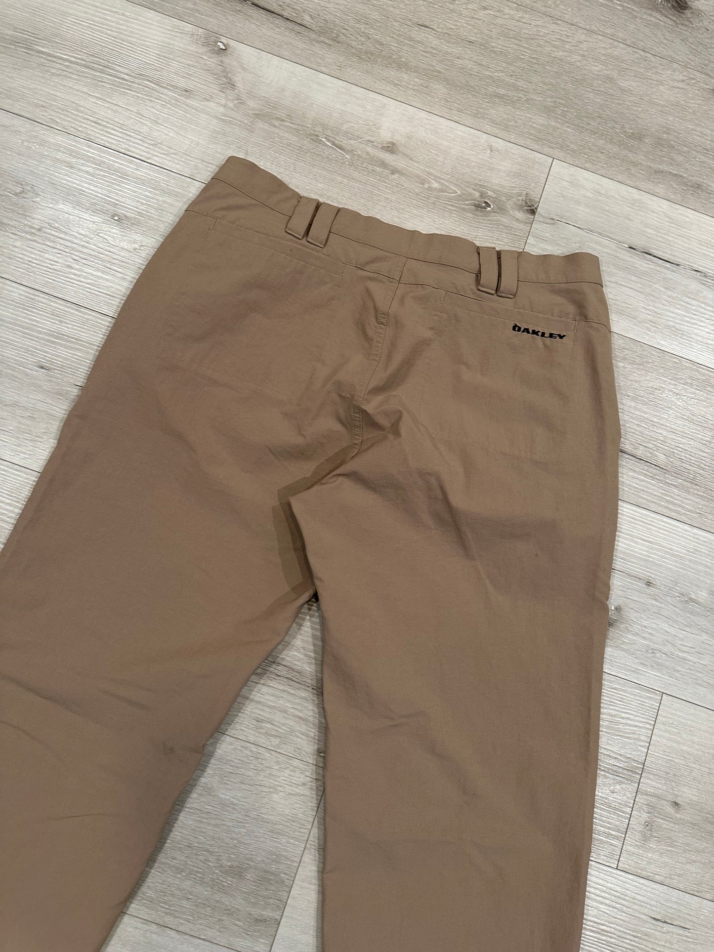 Oakley pants 36x33