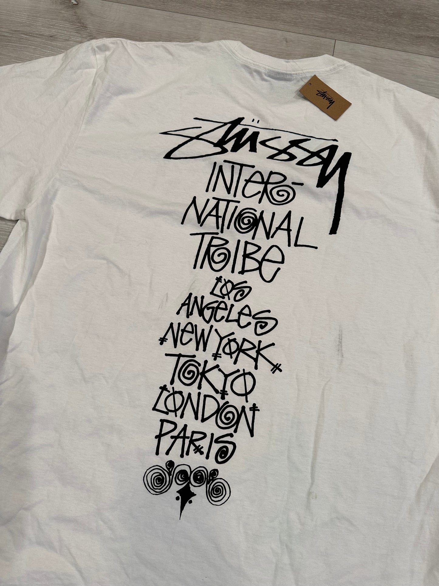 (XL) STUSSY international tribe SHIRT