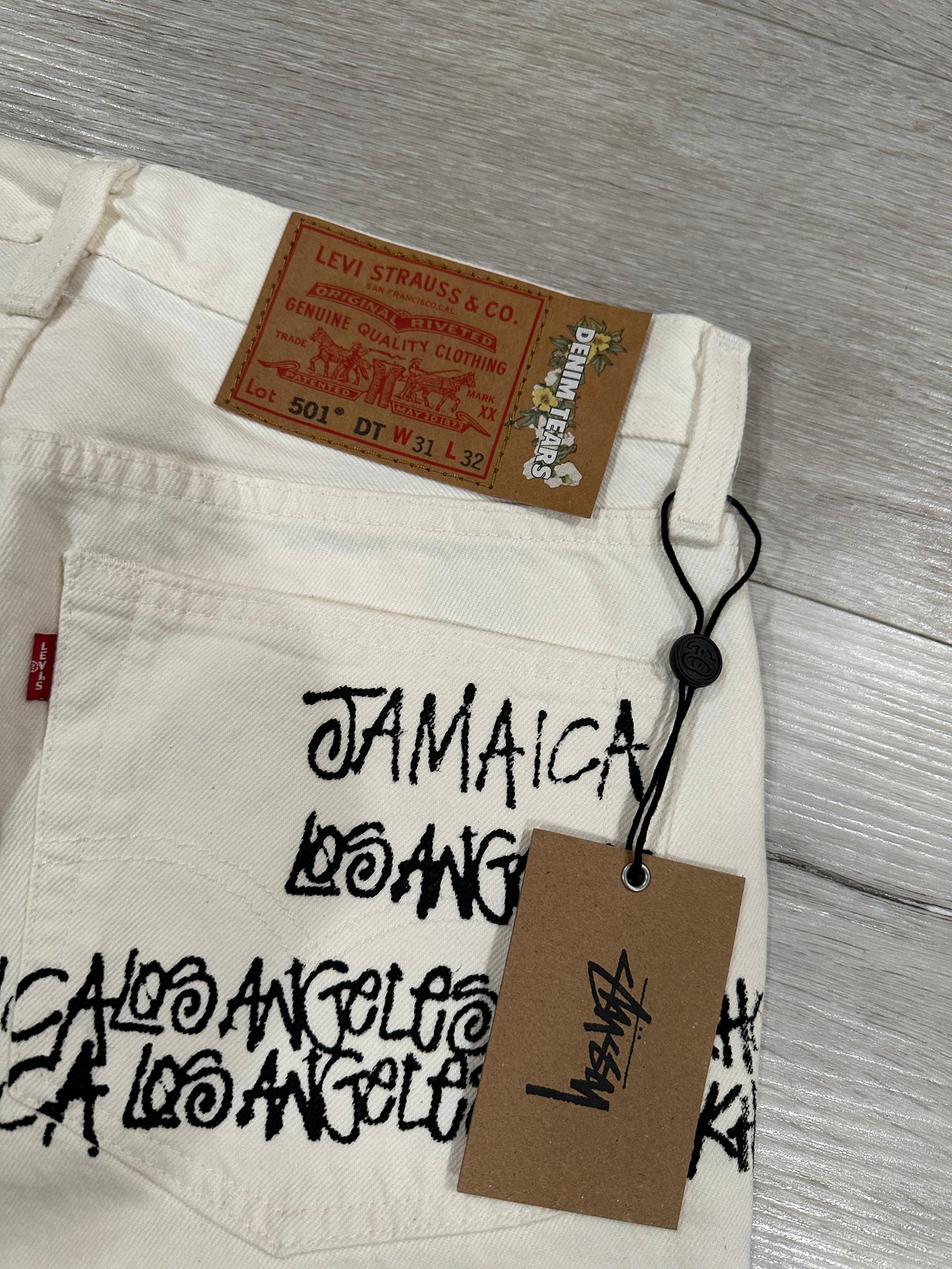 (30) Stussy X denim tears X Levi’s pants
