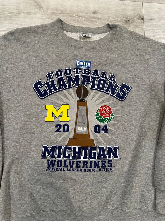 2004 Michigan wolverines sweatshirt