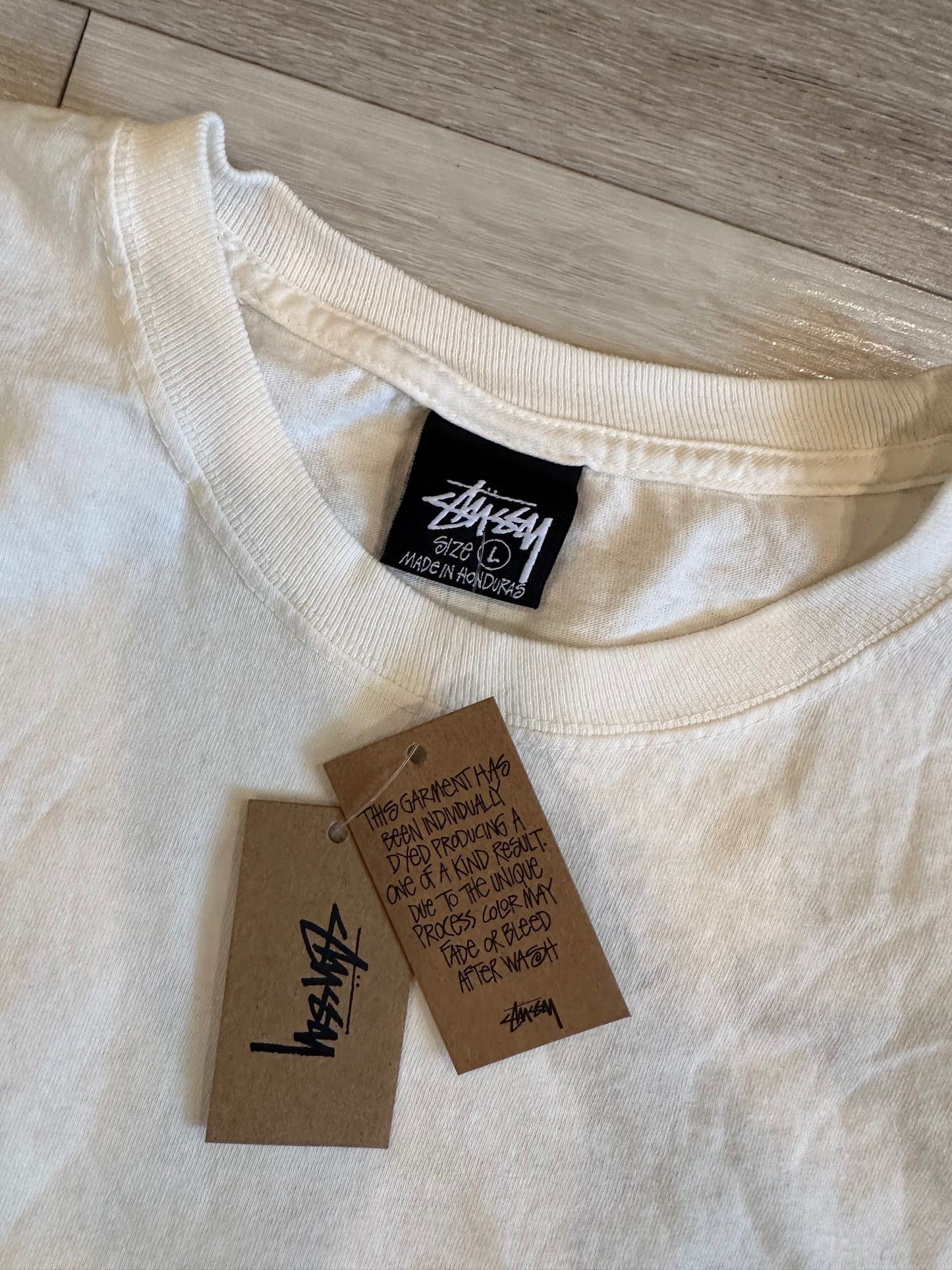 (L) Stussy 8ball shirt