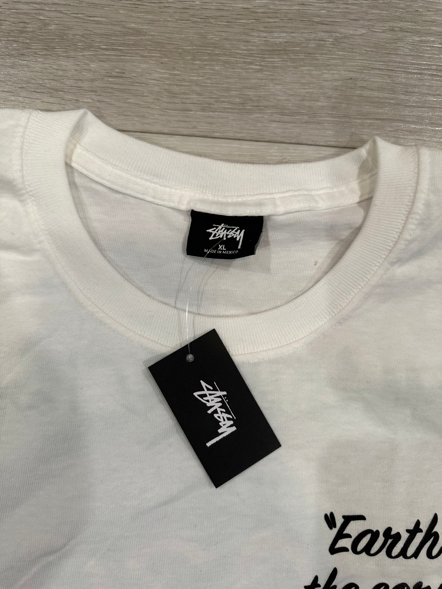 (XL) STUSSY SHIRT 24x31
