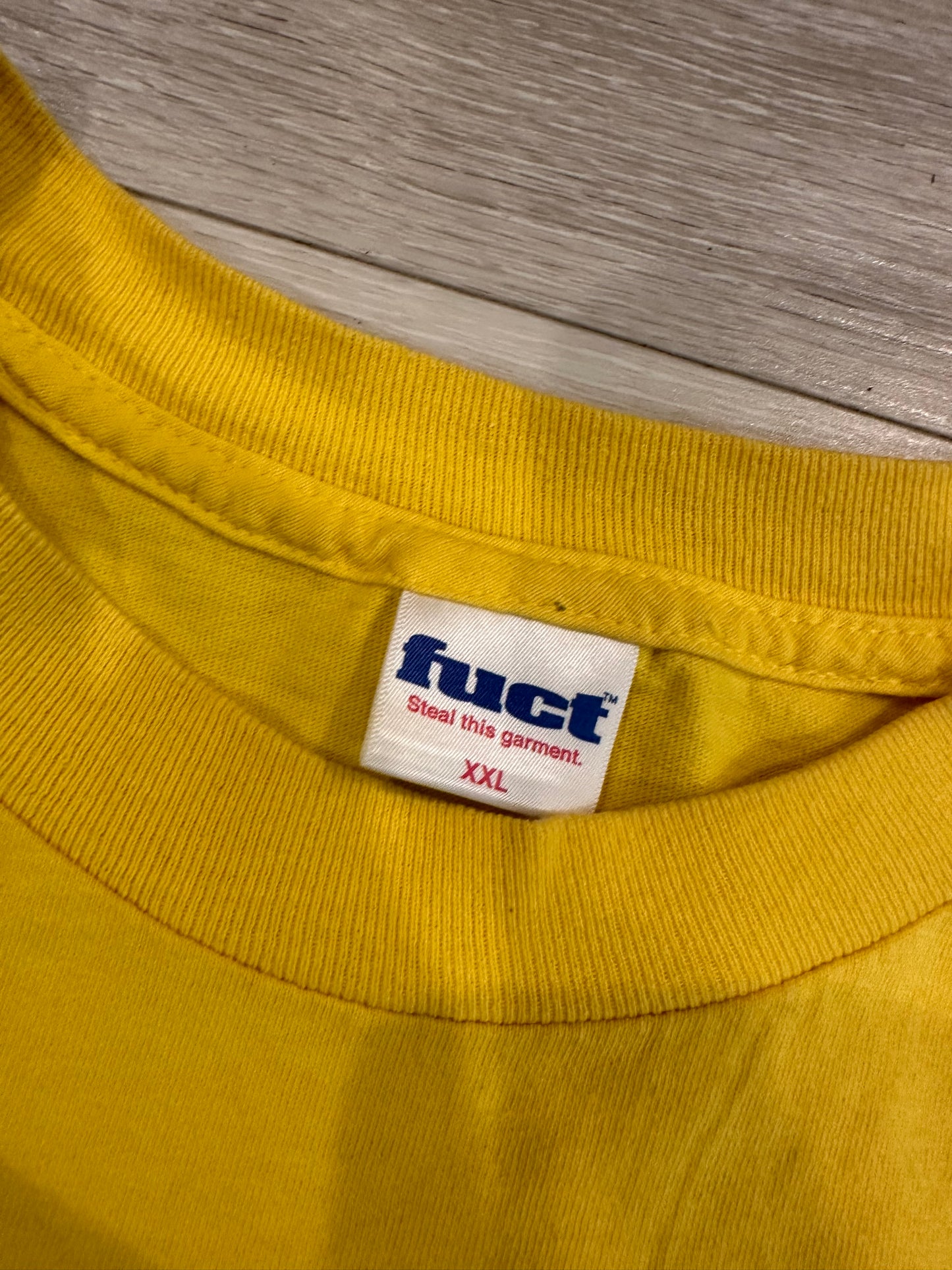 (XXL) FUCT SHIRT 24.5x30