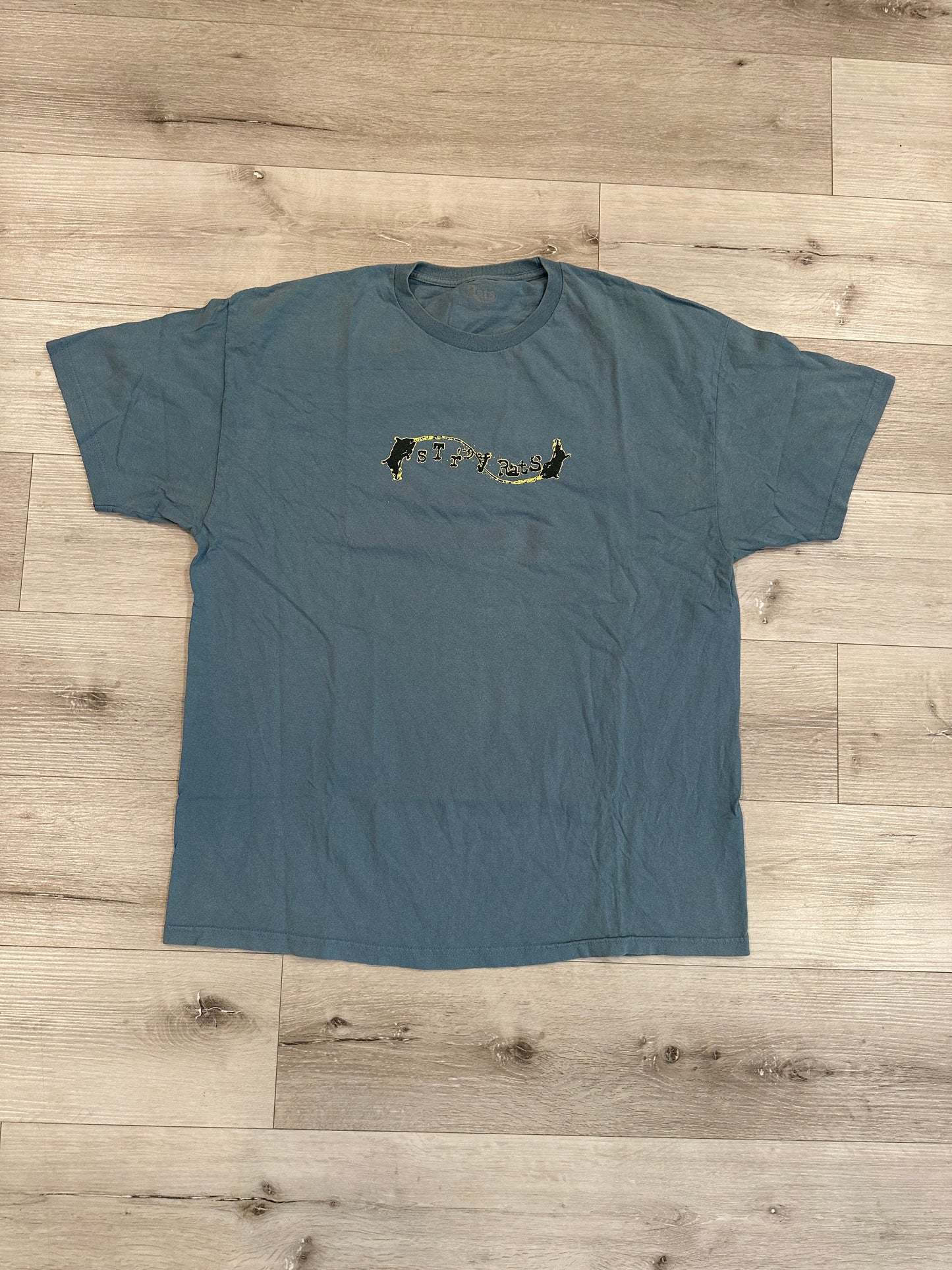 (XL) Strayrats SHIRT 24.5x31.5