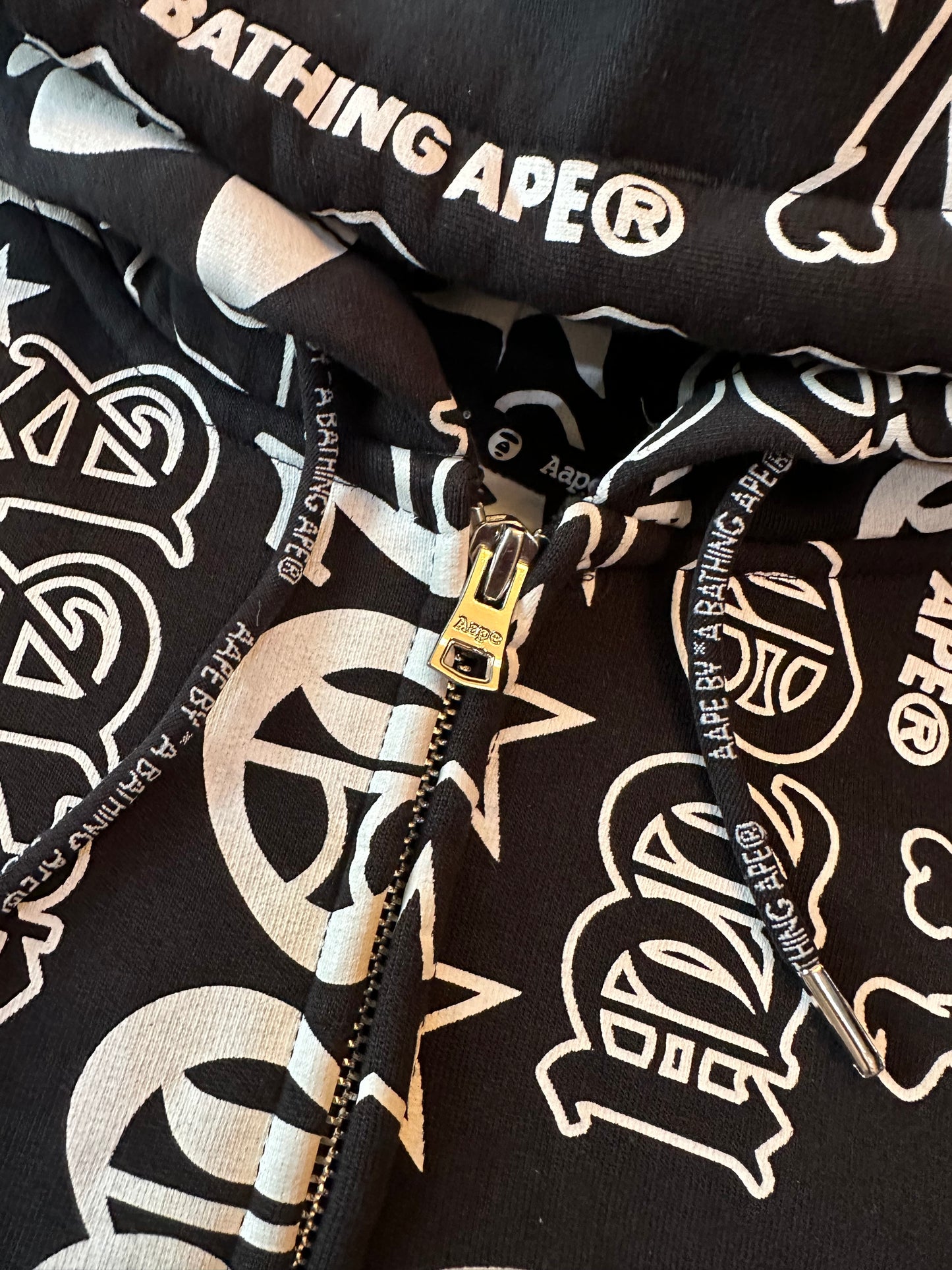 Y2k bape/aape zip up hoodie