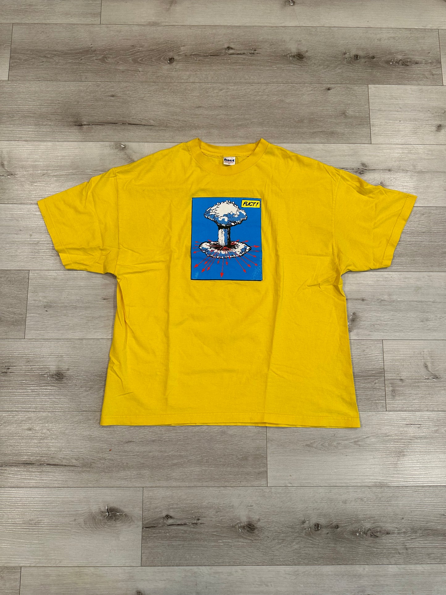 (XXL) FUCT SHIRT 24.5x30