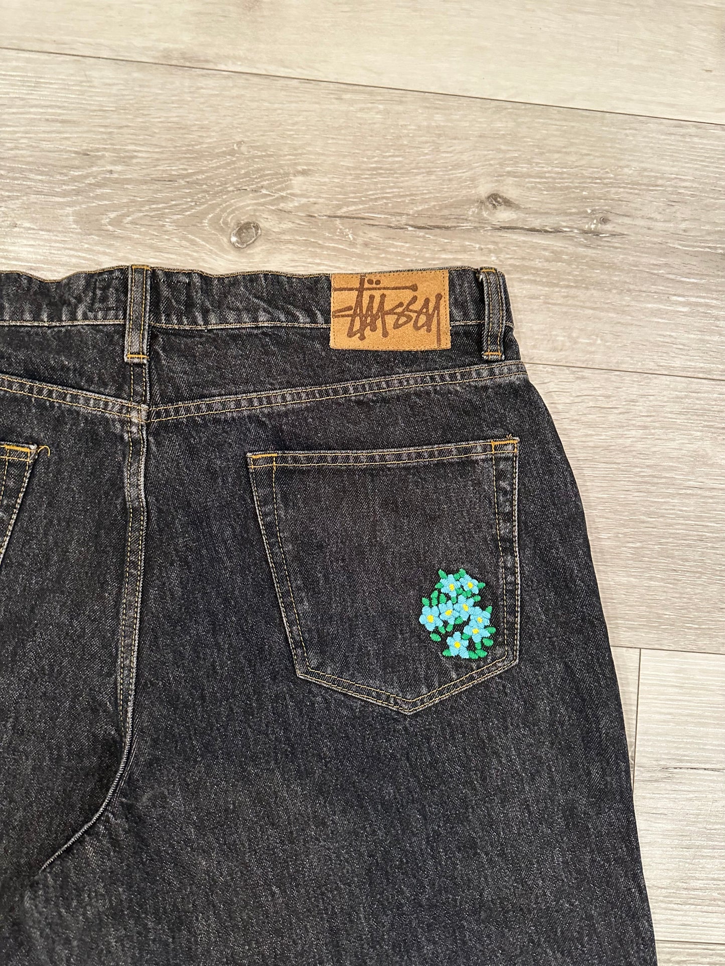Stussy collab big ol jeans