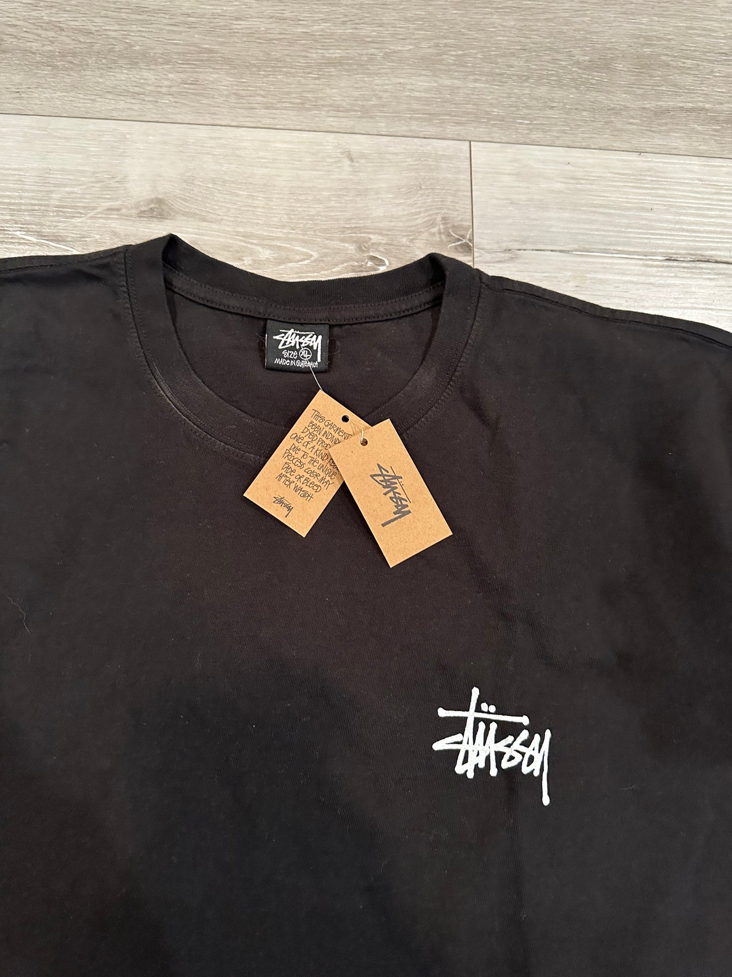 (XL) STUSSY SHIRT 24x30.5