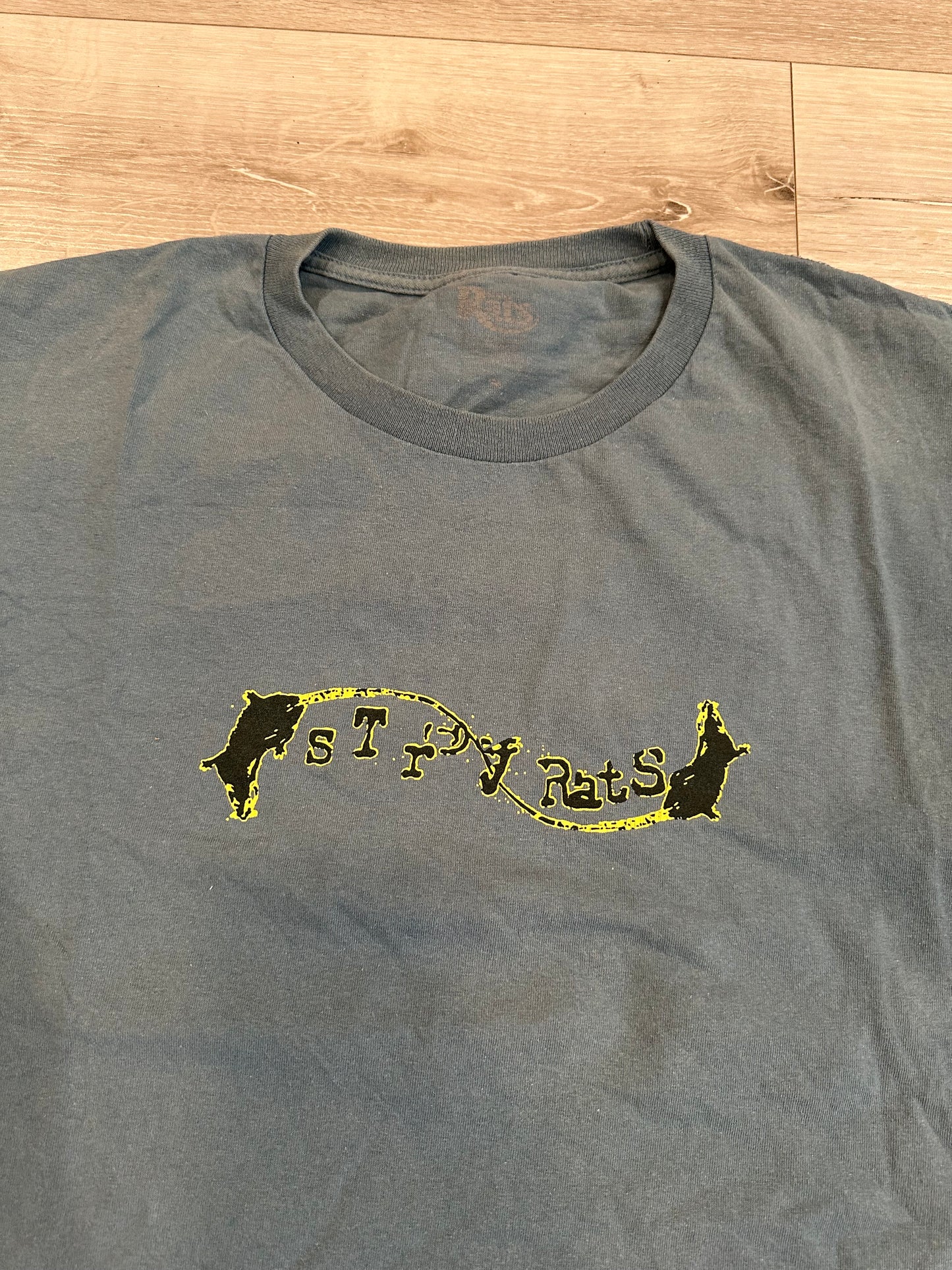 (XL) Strayrats SHIRT 24.5x31.5