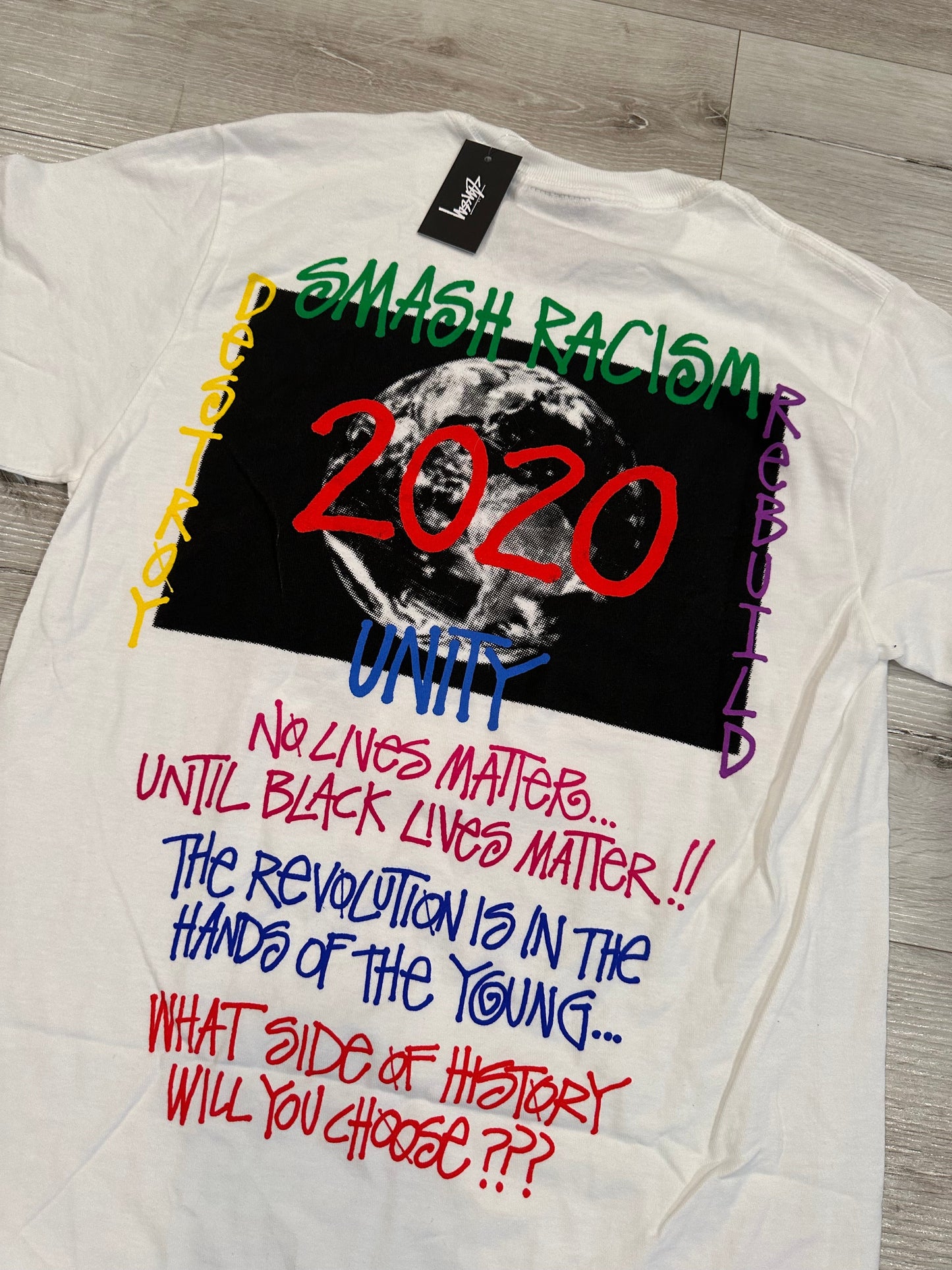 (S) STUSSY smash racism SHIRT