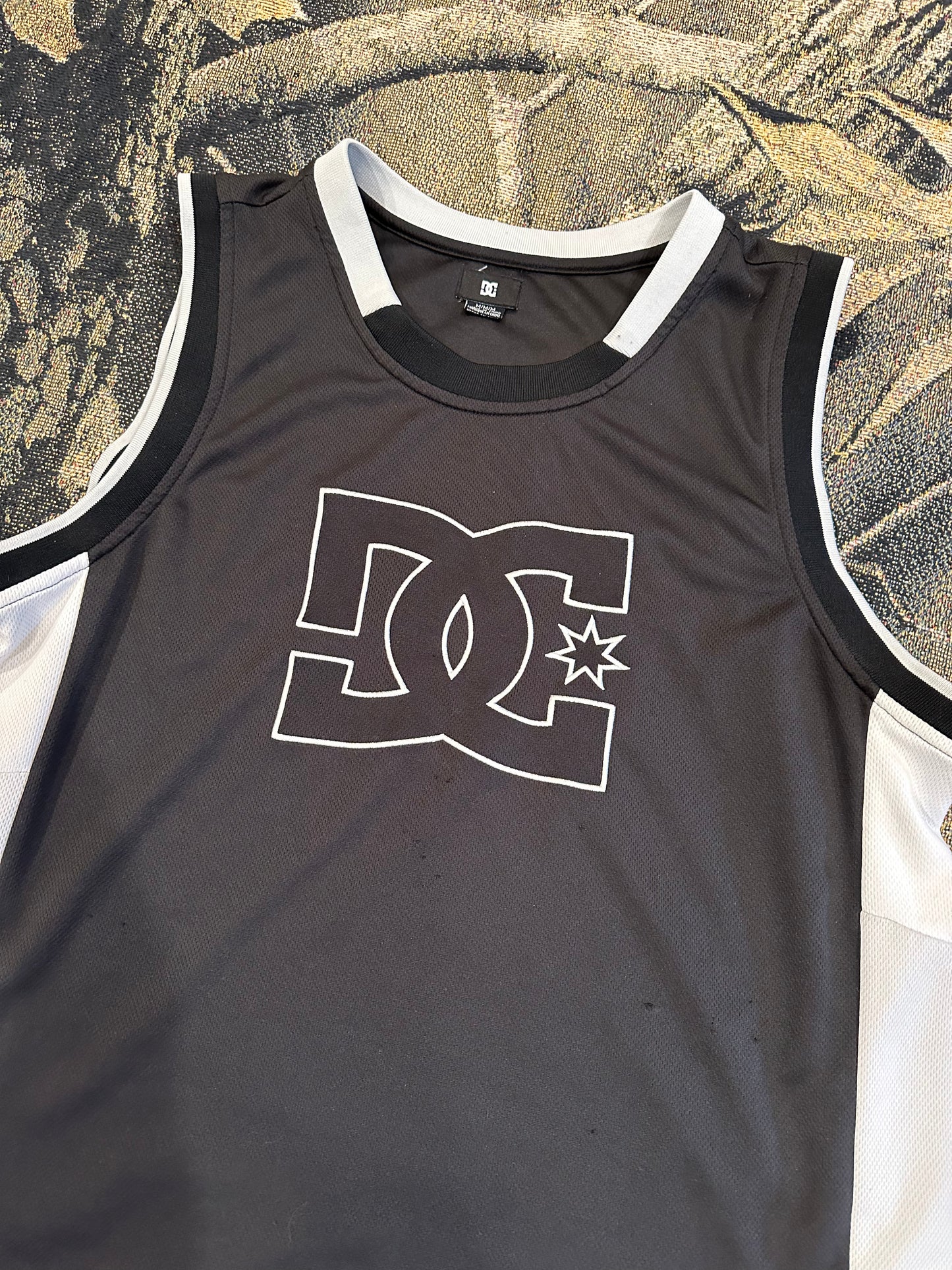 DC shoes jersey