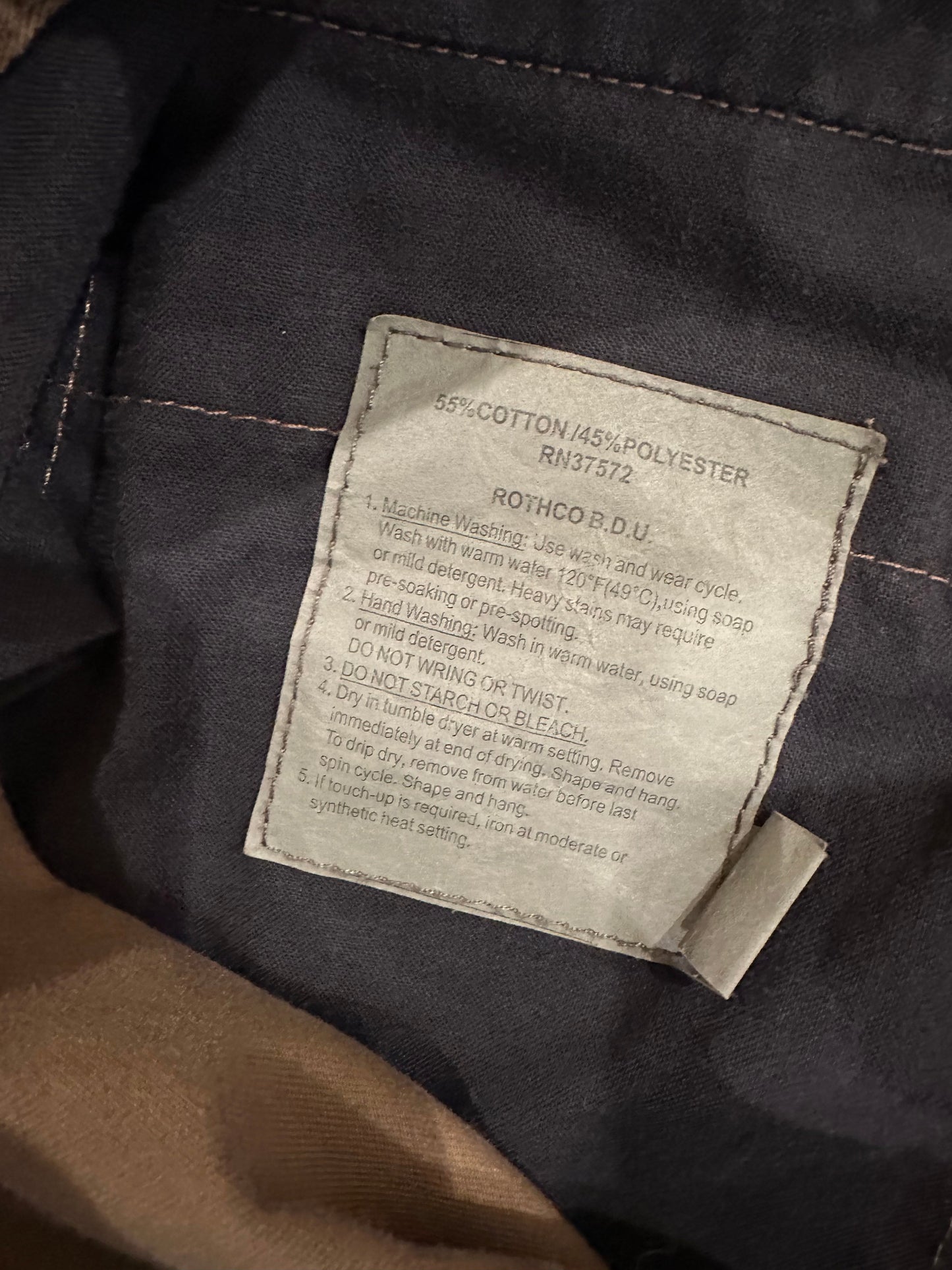 Baggy military cargo pants