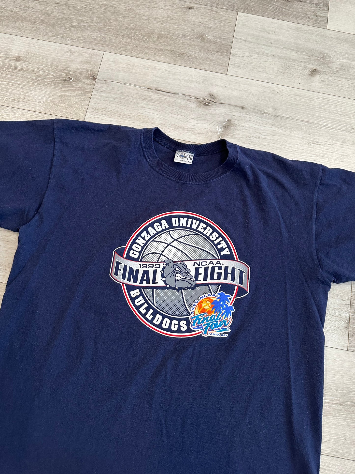 Vintage 1999 Gonzaga bulldogs shirt