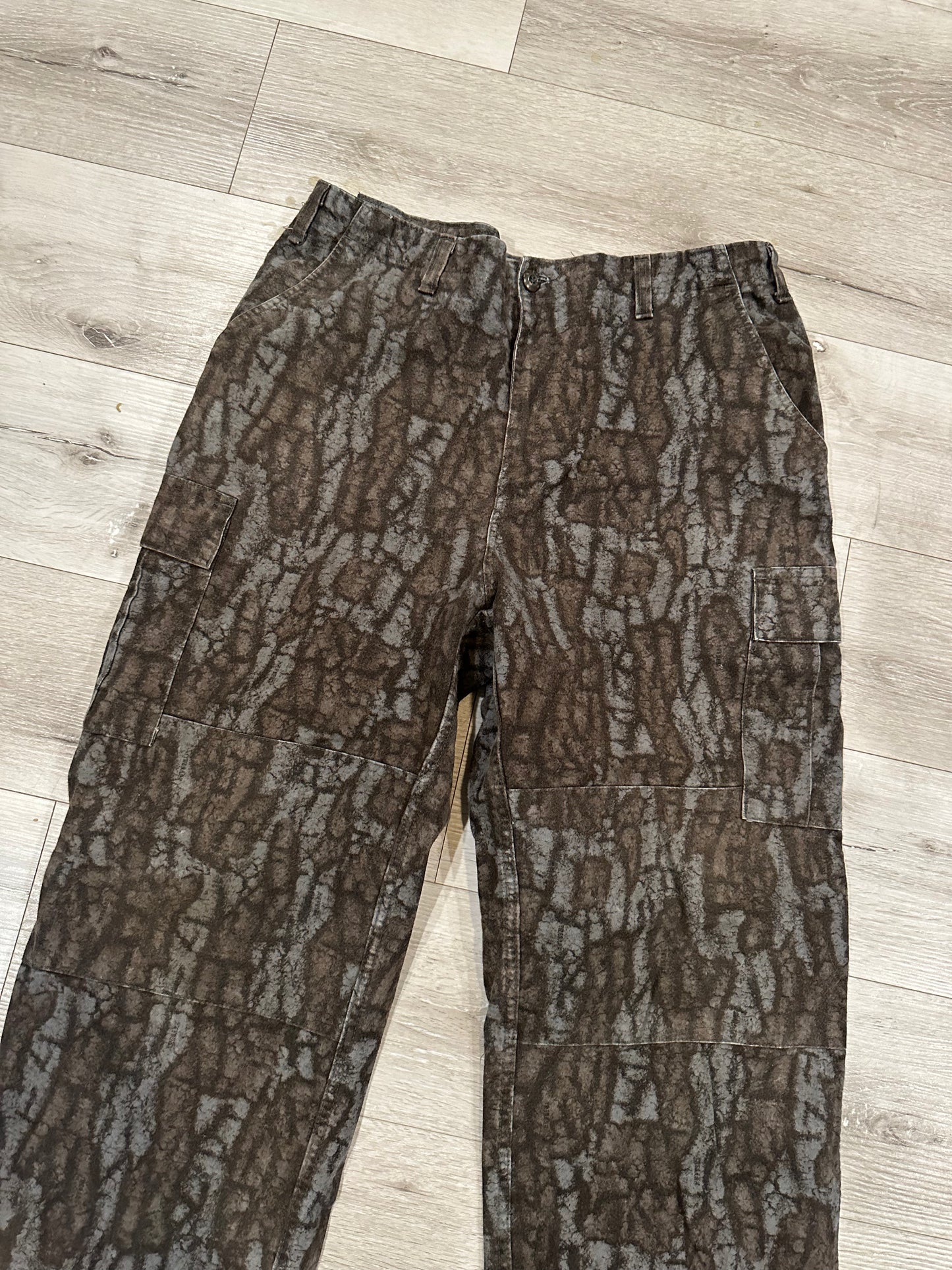 Baggy real tree camo cargo pants