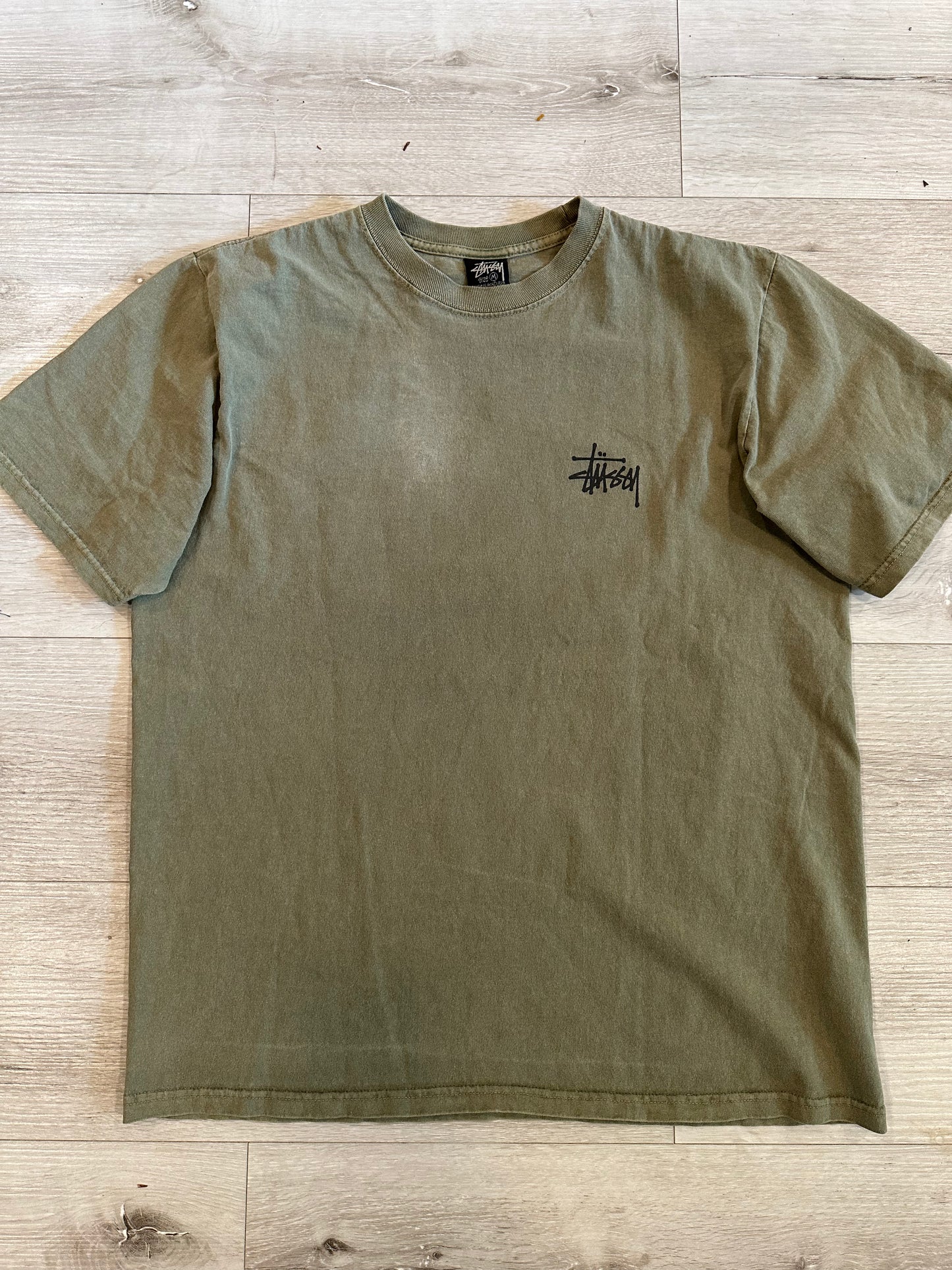 (M) Stussy shirt