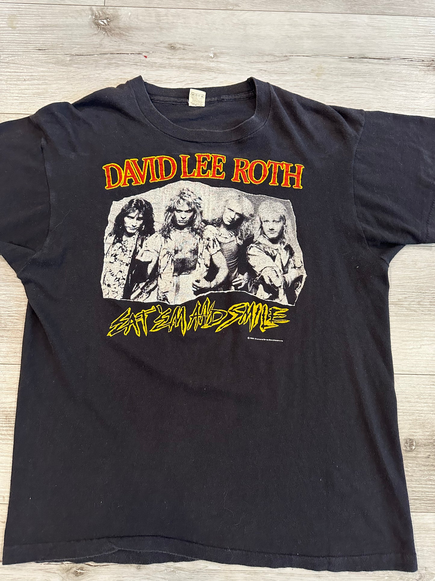 1986 David lee Roth eat em and smile tour tee