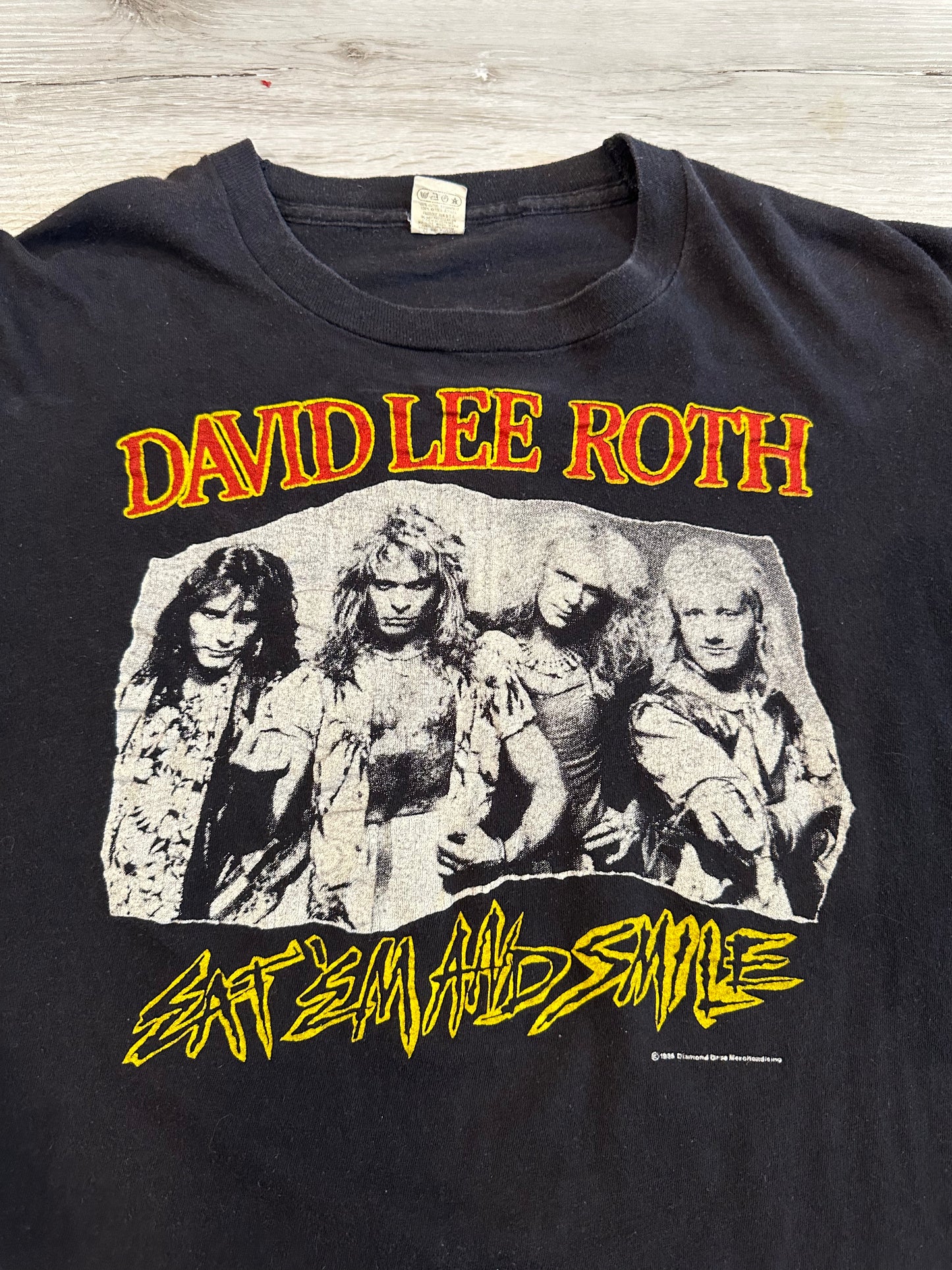 1986 David lee Roth eat em and smile tour tee