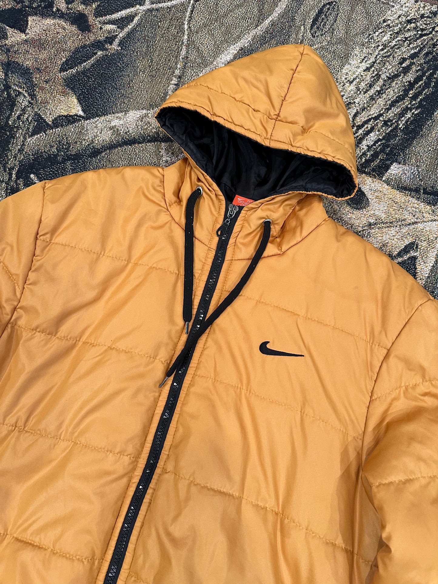 Y2k Nike puffer jacket (orange tag)