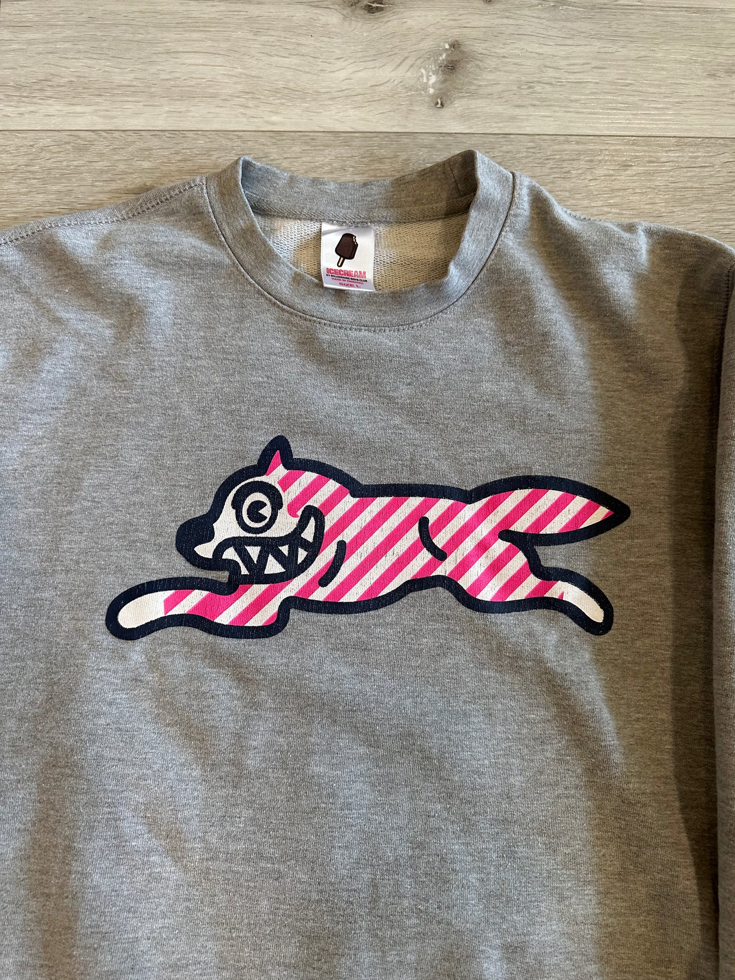 Y2k ice cream running dog sweatshirt