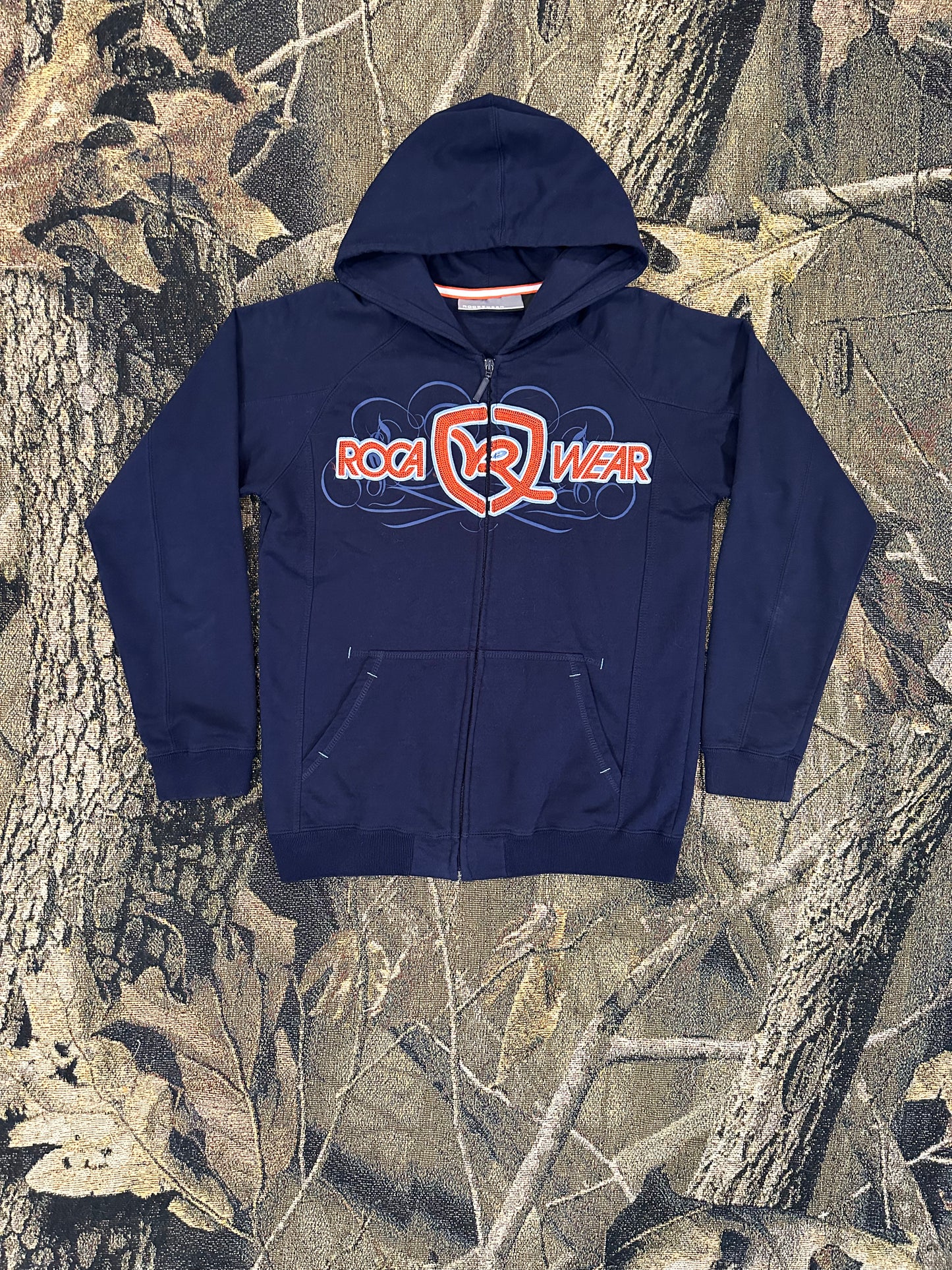 Early y2k roca wear zip up hoodie