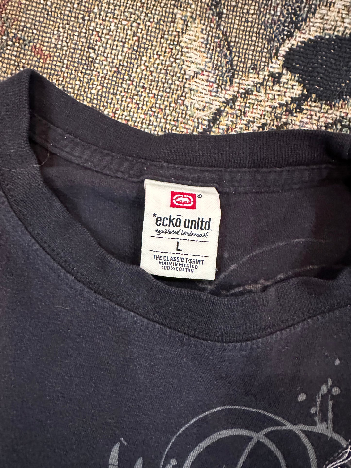 Y2k ecko affliction style shirt