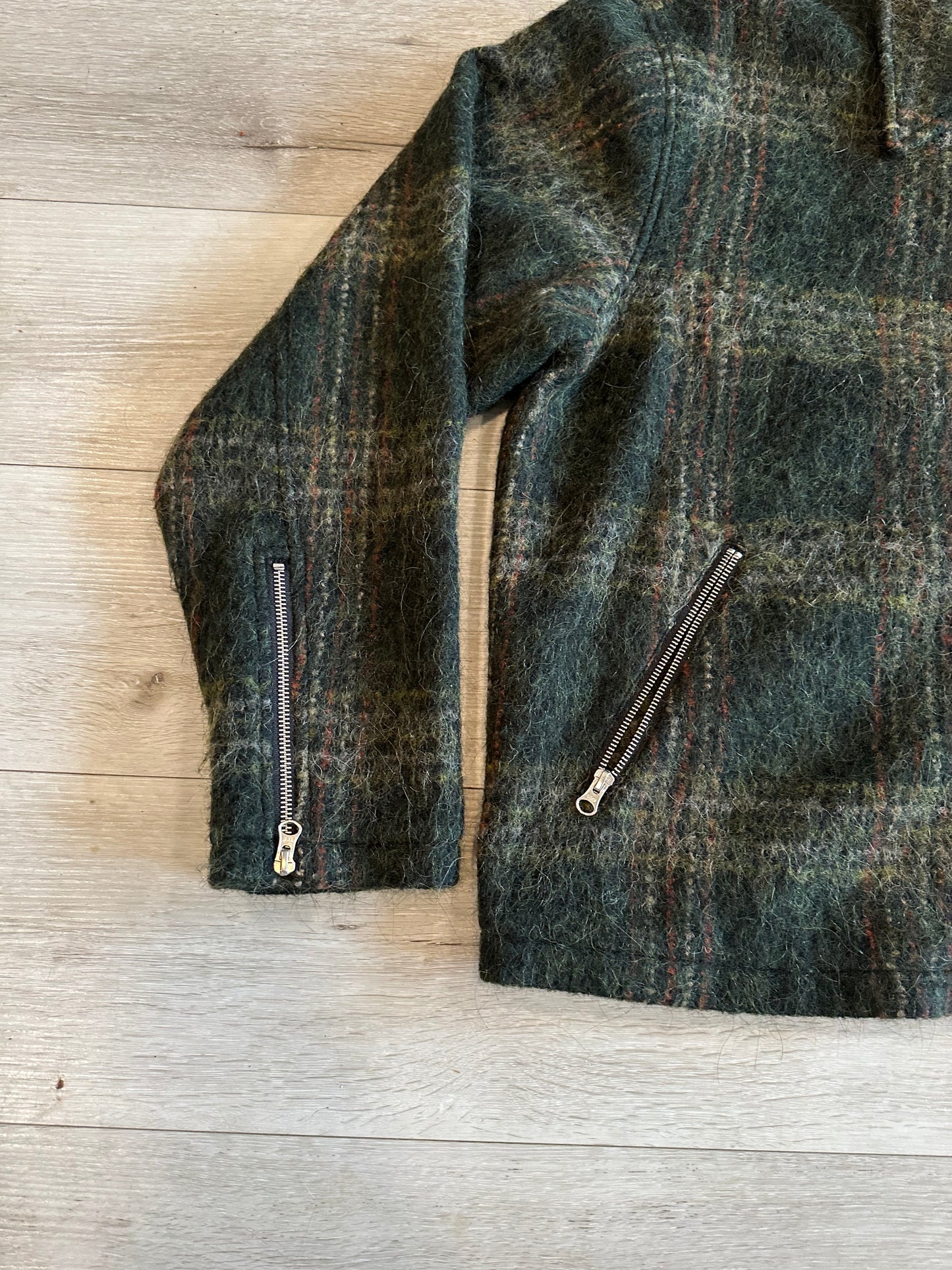 STUSSY zip up FLANNEL jacket