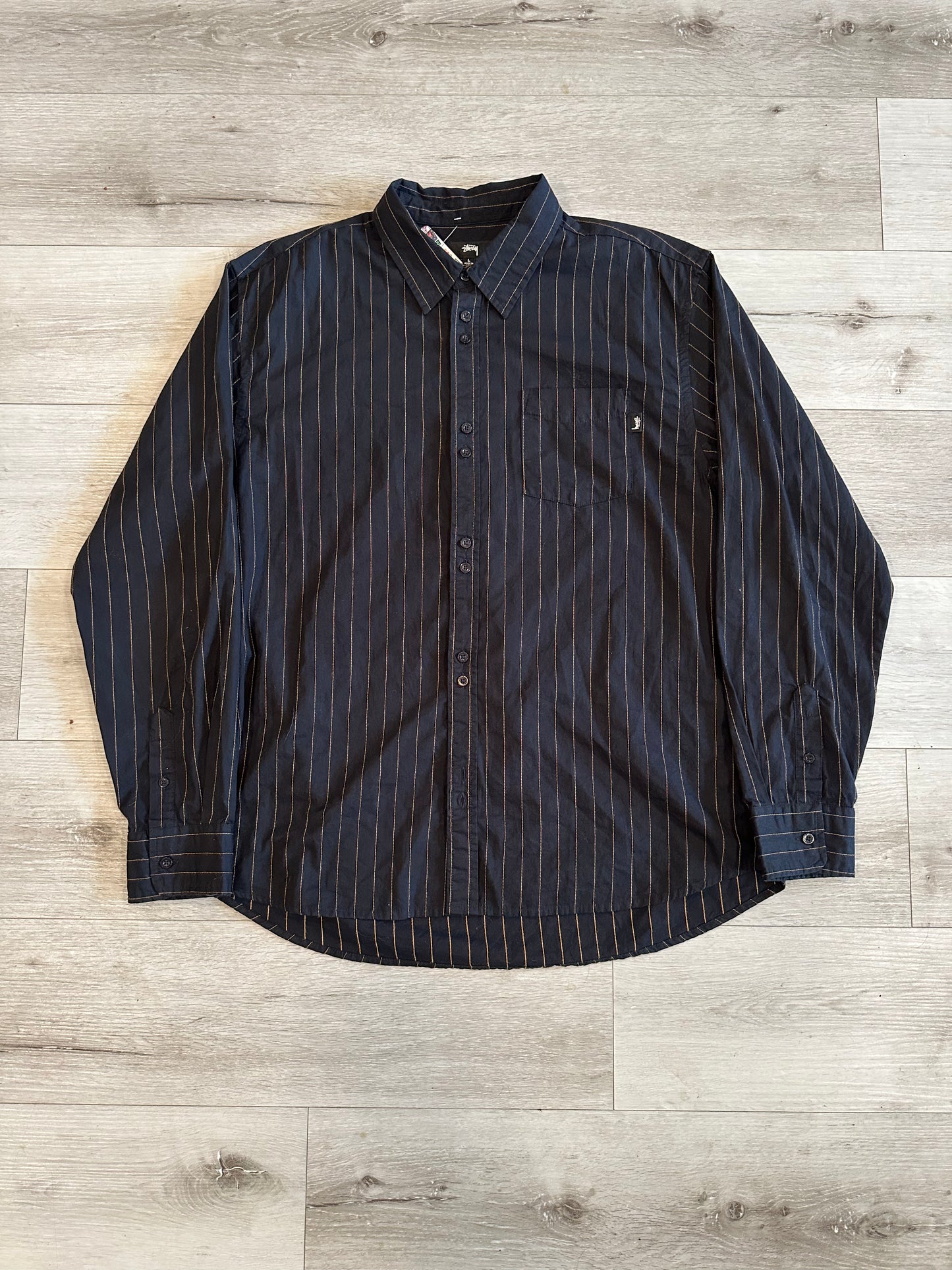 STUSSY FLANNEL BUTTON UP shirt