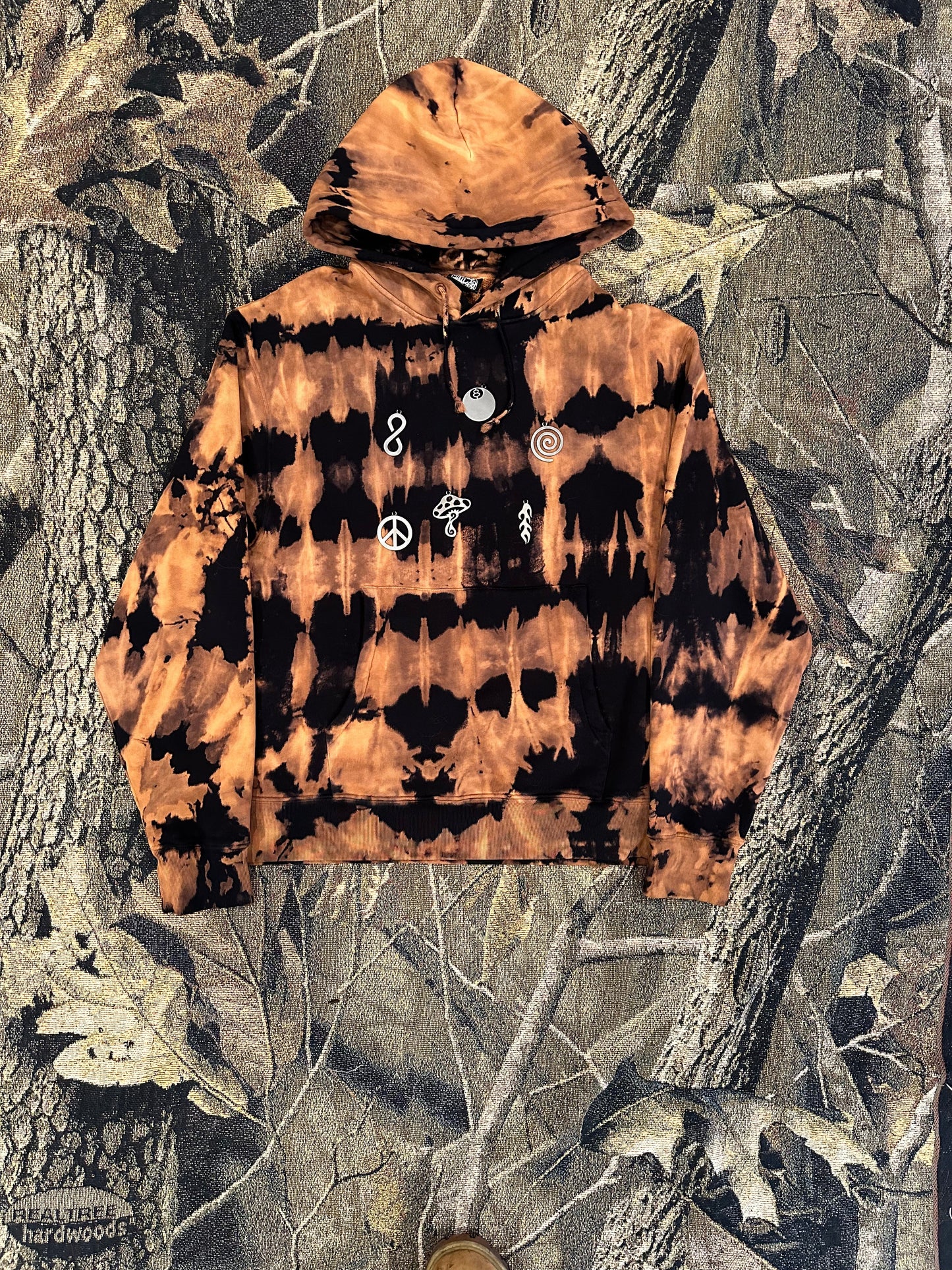 (L) Stussy X Dries Van Noten hoodie ($600-$700 online)