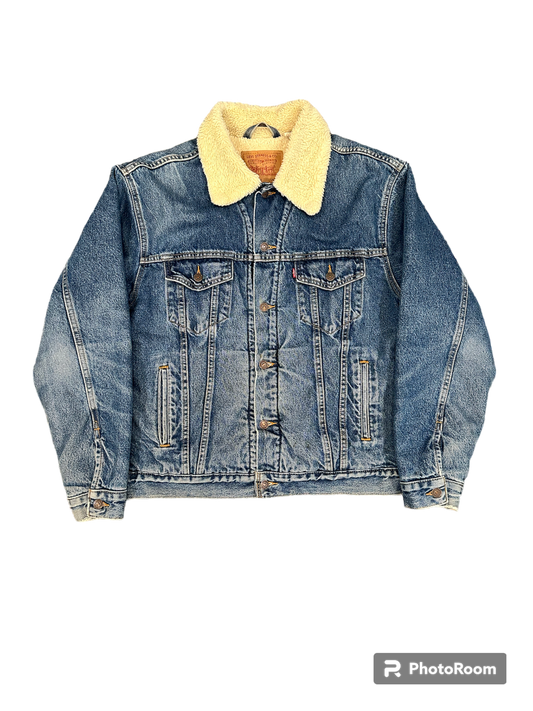 (L) Vintage Levi’s Sherpa jacket