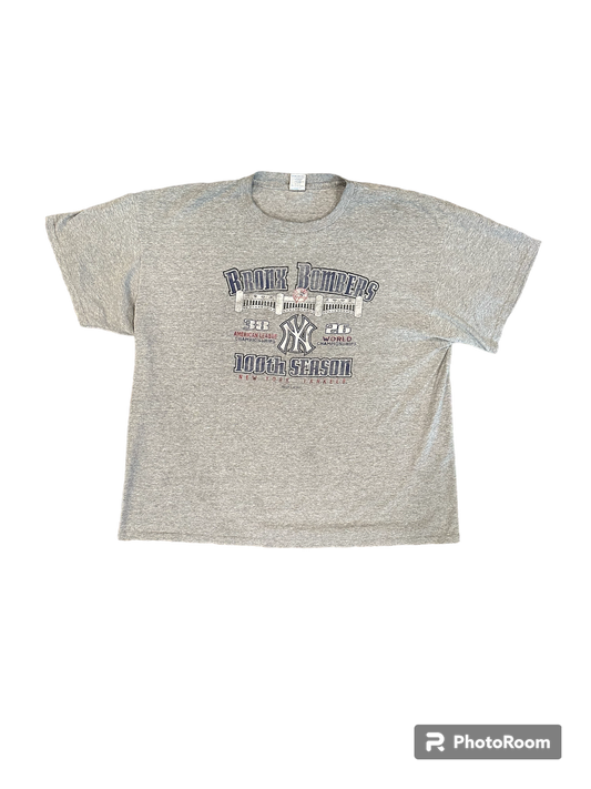 Vintage 2002 NY giants “Bronx bombers” T