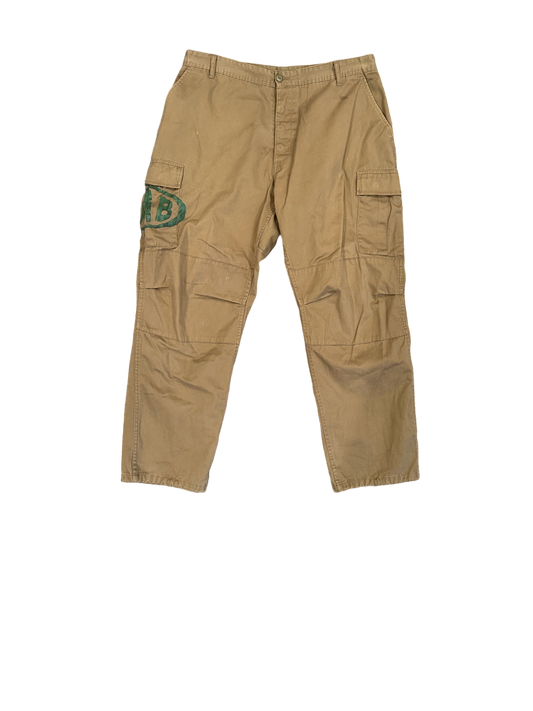 Baggy military cargo pants